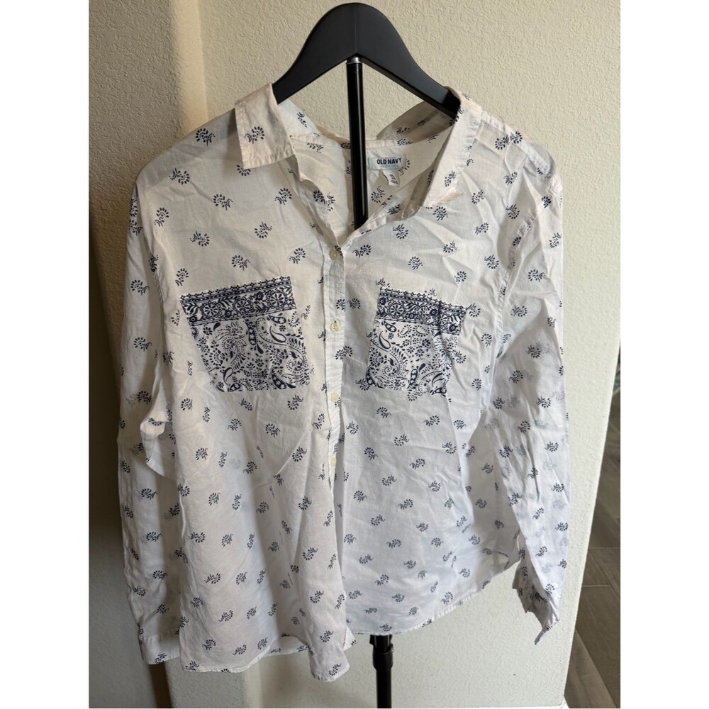 Old Navy White Button-Down Shirt with Navy Paisley Pockets XXL